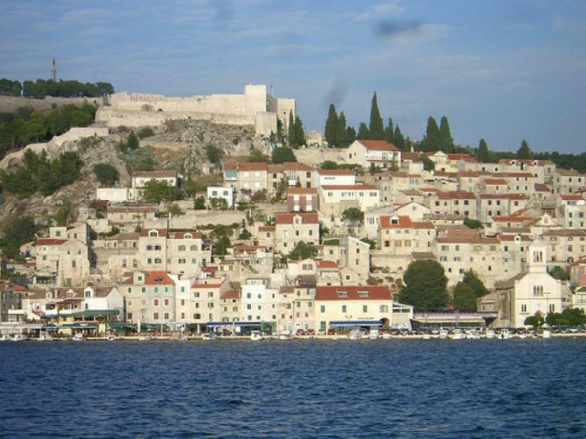 Studio Apartment Gray Sibenik Bagian luar foto
